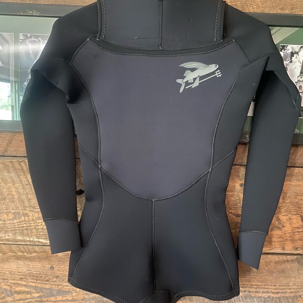 Patagonia Women's Black Wetsuit Swim Springsuit - Picture 2 of 3